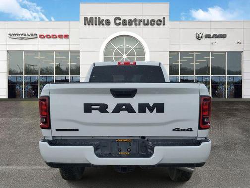 2025 RAM 2500 Big Horn Crew Cab 4x4 6'4' Box