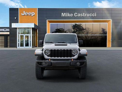 Bright White Clearcoat 2026 Jeep Gladiator Mojave X 4x4