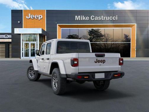 Bright White Clearcoat 2026 Jeep Gladiator Mojave X 4x4