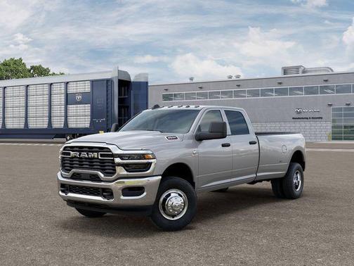 2026 RAM 3500 Tradesman Crew Cab 4x4 8' Box