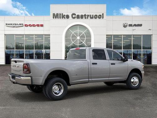 Silver Zynith 2026 RAM 3500 Tradesman Crew Cab 4x4 8' Box