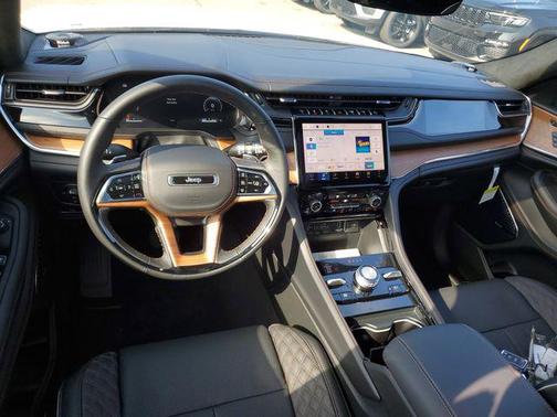 2025 Jeep Grand Cherokee L Summit