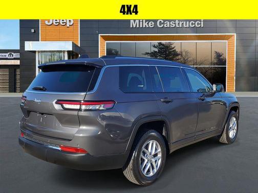 2022 Jeep Grand Cherokee L Laredo