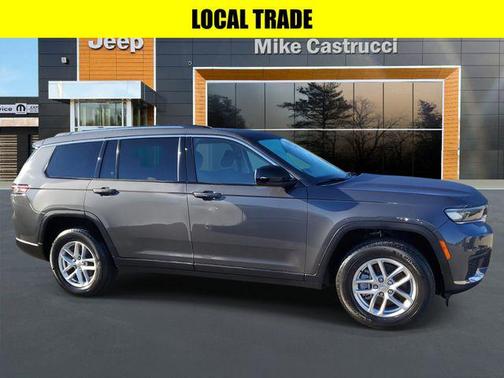 2022 Jeep Grand Cherokee L Laredo
