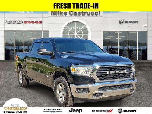 Diamond Black Crystal Pearlcoat 2022 RAM 1500 Big Horn/Lone Star