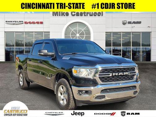 Diamond Black Crystal Pearlcoat 2022 RAM 1500 Big Horn/Lone Star