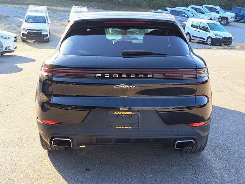 2024 Porsche Cayenne Cayenne