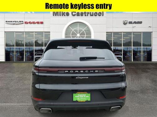 Black 2024 Porsche Cayenne Cayenne