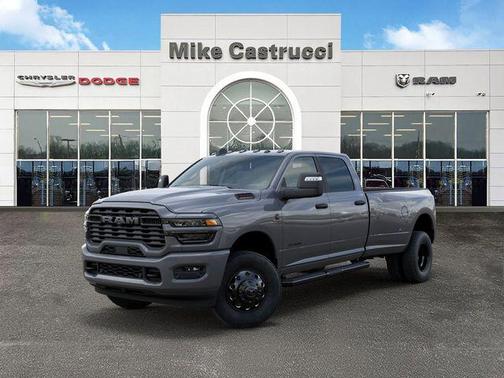 Ceramic Gray Clearcoat 2026 RAM 3500 Big Horn Crew Cab 4x4 8' Box