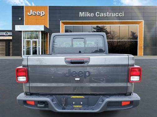 2026 Jeep Gladiator Sport