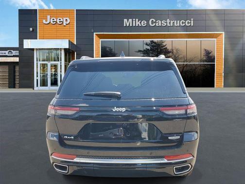 2025 Jeep Grand Cherokee Summit