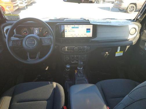 2025 Jeep Gladiator Nighthawk