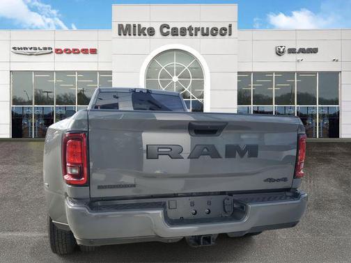 2026 RAM 3500 Big Horn Crew Cab 4x4 8' Box