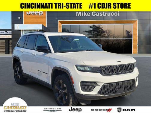 Bright White Clearcoat 2024 Jeep Grand Cherokee Altitude