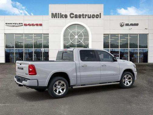 Bright White Clearcoat 2026 RAM 1500 Big Horn/Lone Star