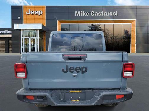 2025 Jeep Gladiator Nighthawk