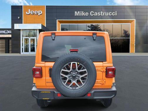 2025 Jeep Wrangler 4-Door Sahara 4x4