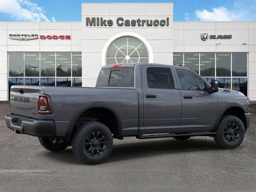 2026 RAM 2500 Tradesman Crew Cab 4x4 6'4' Box