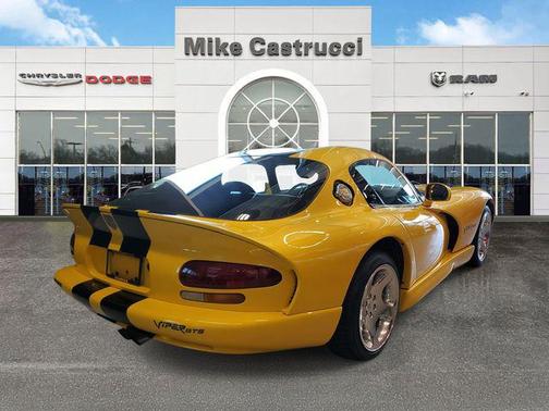 2002 Dodge Viper GTS