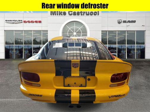 2002 Dodge Viper GTS
