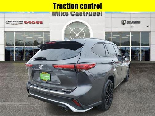 2023 Toyota Highlander XSE