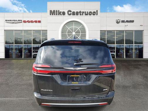 2026 Chrysler Pacifica L