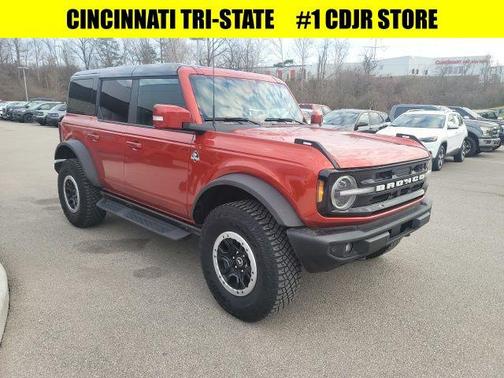 2024 Ford Bronco Outer Banks