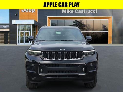 Diamond Black Crystal Pearlcoat 2023 Jeep Grand Cherokee L Overland