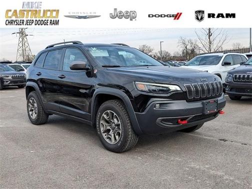 Photo 1 of 26 of 2020 Jeep Cherokee Trailhawk