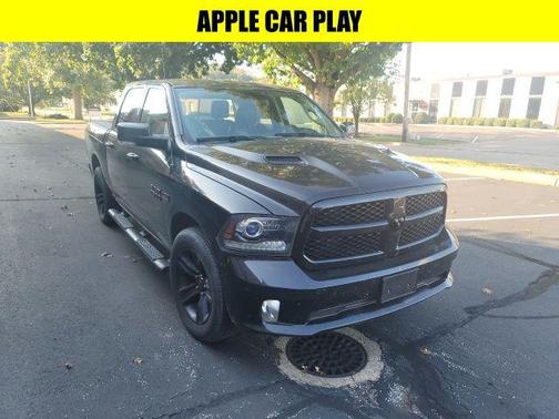 2017 RAM 1500 Night Crew Cab 4x4 5'7' Box