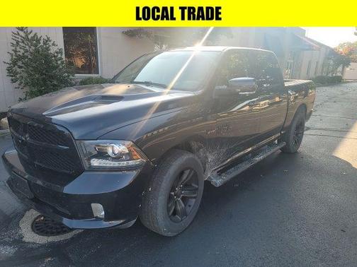 2017 RAM 1500 Night Crew Cab 4x4 5'7' Box