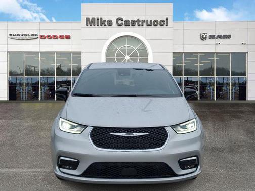 2026 Chrysler Pacifica L