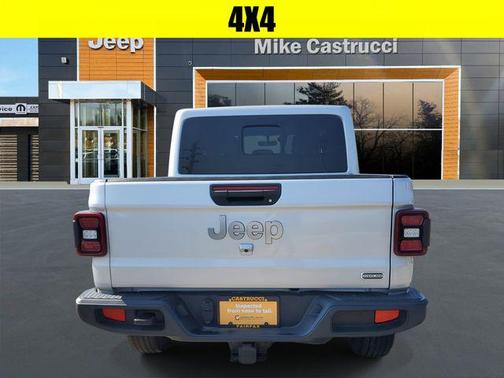 2022 Jeep Gladiator Overland