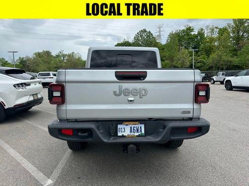 2022 Jeep Gladiator Overland