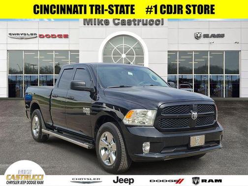 Brilliant Black Crystal Pearlcoat 2019 RAM 1500 Express