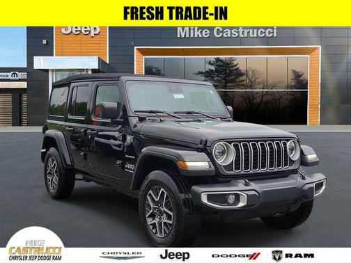 Black Clearcoat 2024 Jeep Wrangler 4-Door Sahara 4x4