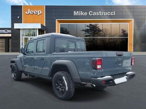 2026 Jeep Gladiator Sport