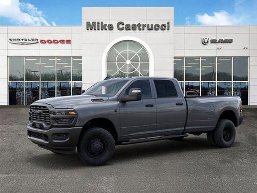 Ceramic Gray Clearcoat 2026 RAM 3500 Tradesman Crew Cab 4x4 8' Box