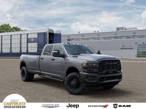 Ceramic Gray Clearcoat 2026 RAM 3500 Tradesman Crew Cab 4x4 8' Box