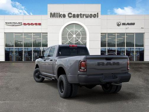 Ceramic Gray Clearcoat 2026 RAM 3500 Tradesman Crew Cab 4x4 8' Box
