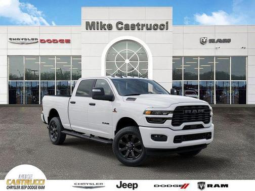 Bright White Clearcoat 2026 RAM 2500 Big Horn Crew Cab 4x4 6'4' Box