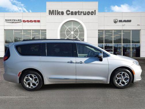 2023 Chrysler Pacifica Limited