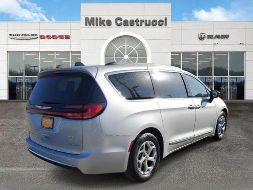 2023 Chrysler Pacifica Limited