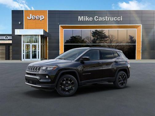 Diamond Black Crystal Pearlcoat 2026 Jeep Compass Latitude
