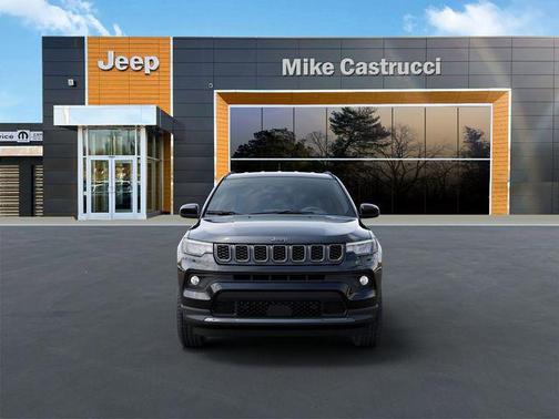 Diamond Black Crystal Pearlcoat 2026 Jeep Compass Latitude
