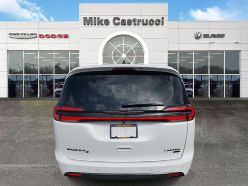2026 Chrysler Pacifica Limited