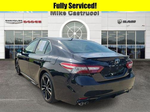 Midnight Black Metallic 2018 Toyota Camry XSE