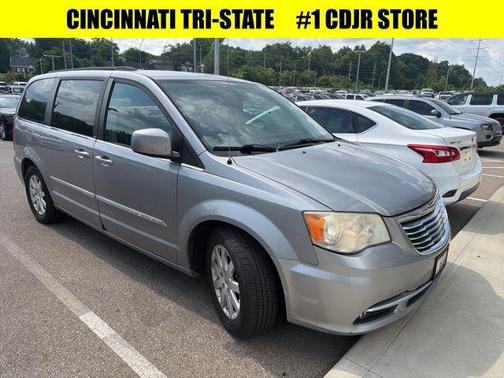 Billet Silver Metallic Clearcoat 2014 Chrysler Town & Country Touring