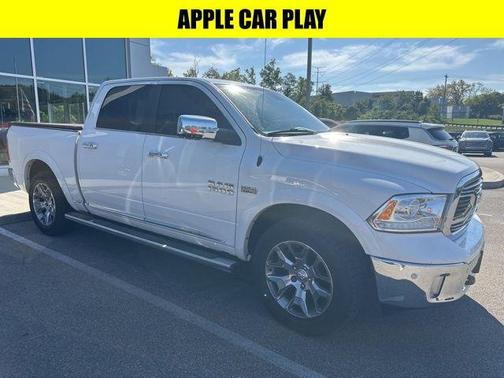 2017 RAM 1500 Limited Crew Cab 4x4 5'7' Box