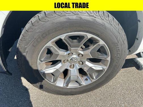 2017 RAM 1500 Limited Crew Cab 4x4 5'7' Box